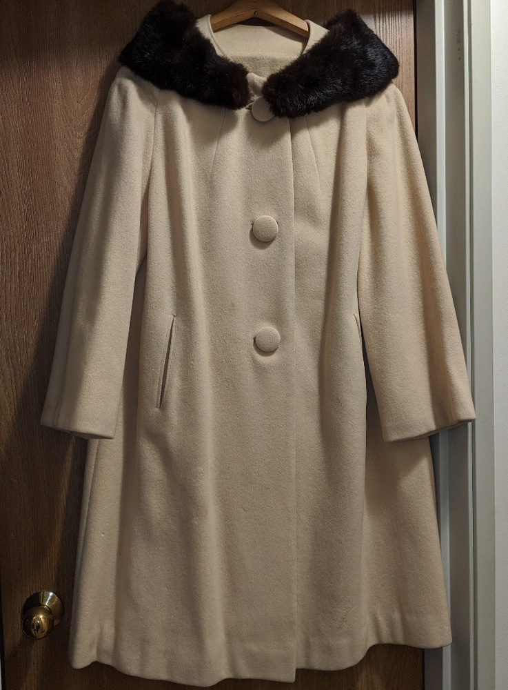 Vintage Wool Swing Coat with fur collar